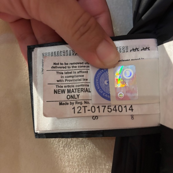 Women’s Canada Goose Expedition Parka - Picture 12 of 16